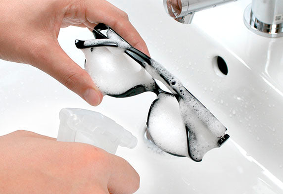 Shampoo for Glasses Extra Clean Floral – SOFT99 USA